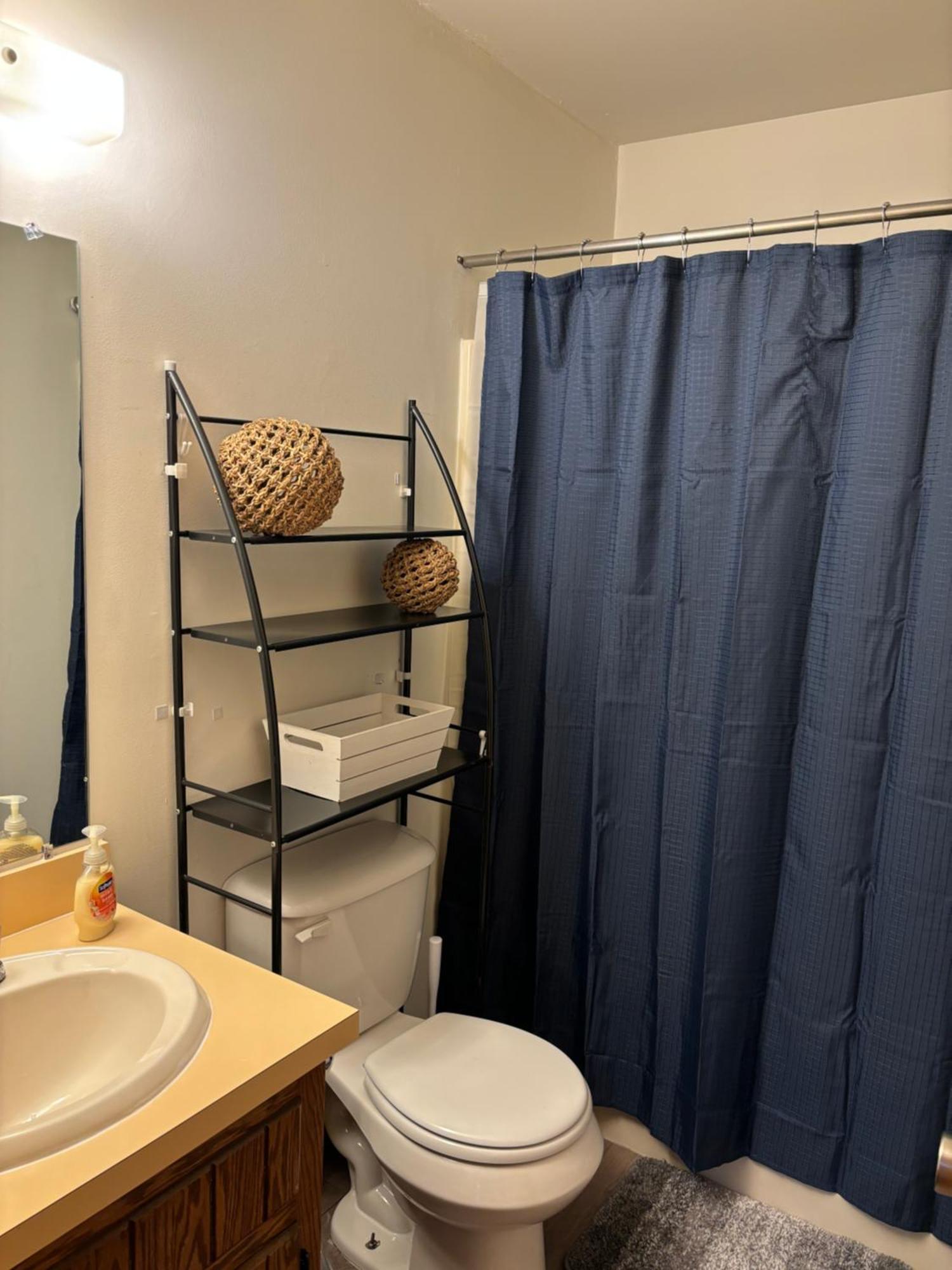 Ambiance - King Bed Cabin, Jetted-Tub & Fireplace Tobyhanna Ngoại thất bức ảnh