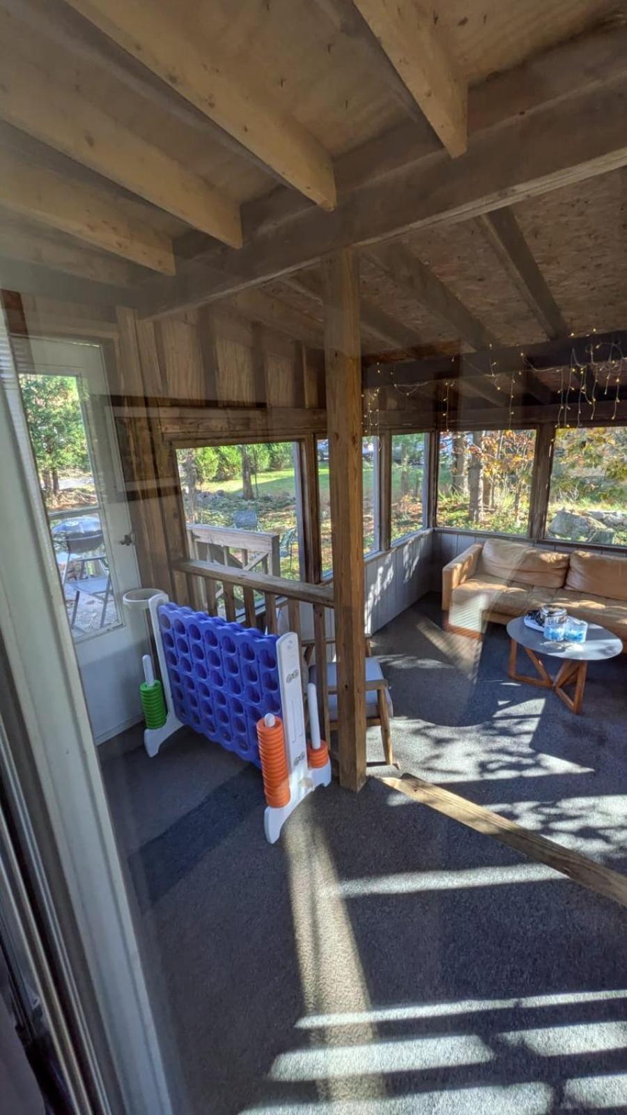 Ambiance - King Bed Cabin, Jetted-Tub & Fireplace Tobyhanna Ngoại thất bức ảnh
